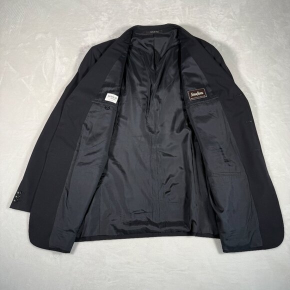 Armani Collezioni Blazer Men Size 44R Black Three Button Neiman Marcus Italy - Picture 7 of 13